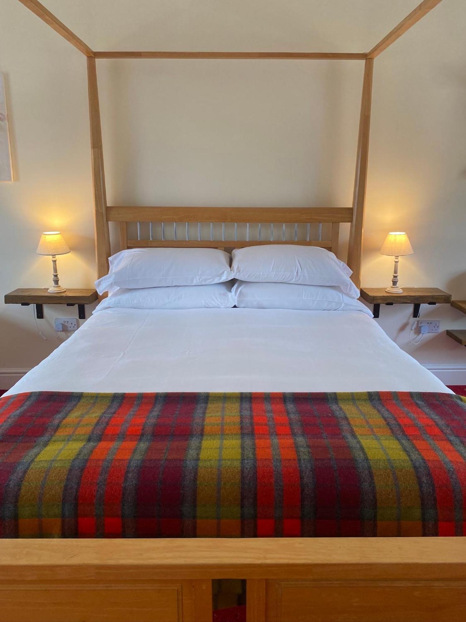 The Gordon Arms Restaurant With Rooms Yarrow Екстериор снимка