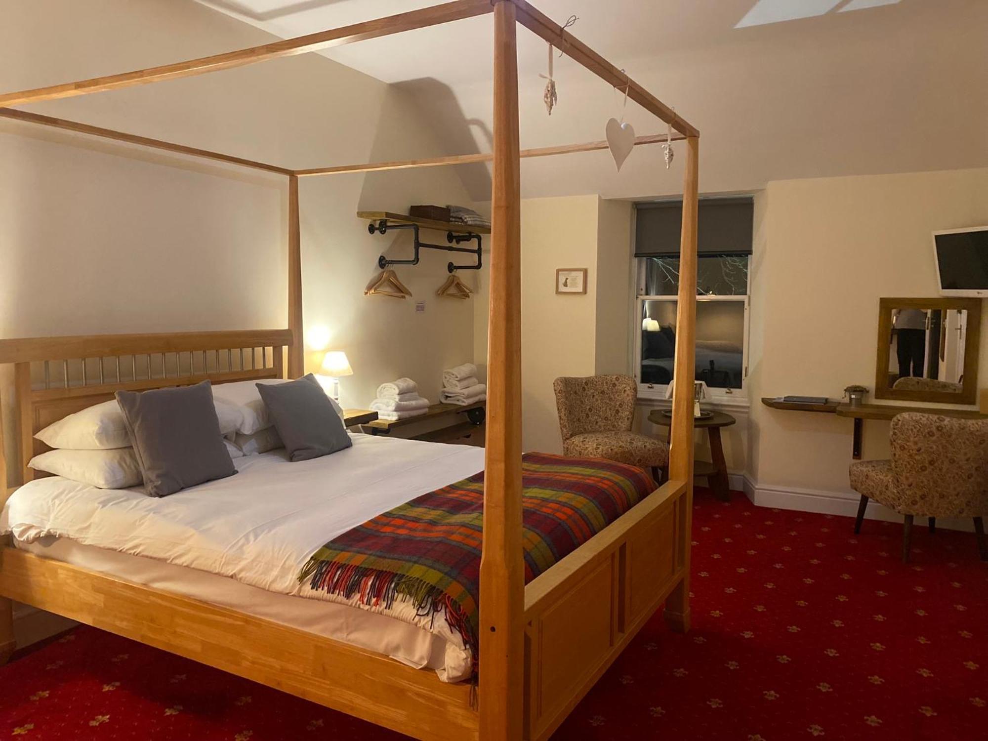 The Gordon Arms Restaurant With Rooms Yarrow Екстериор снимка